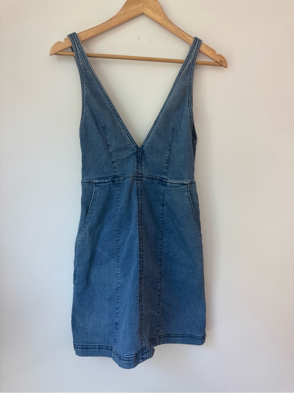NWT H&M Divided Deep V Neck Denim Pinafore Overall Mini Dress Blue US 2